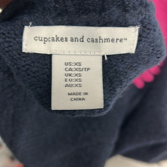 Women's Navy Sweater Pink Heart cupcakes, and cashmere‘s size ax Valentine’s Day - Picture 6 of 6